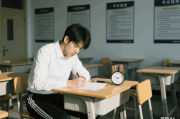 学英语最厉害的三个机构：新东方、英孚教育、华尔街英语，你选哪家？