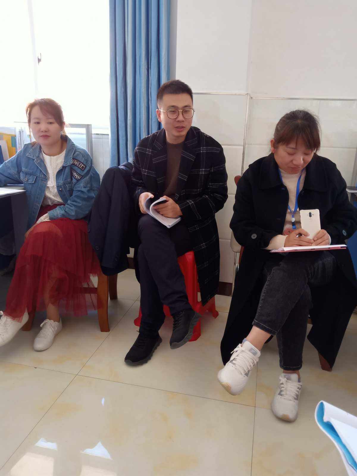 小学数学评课稿经典评语集锦_小学数学评课语言100句
